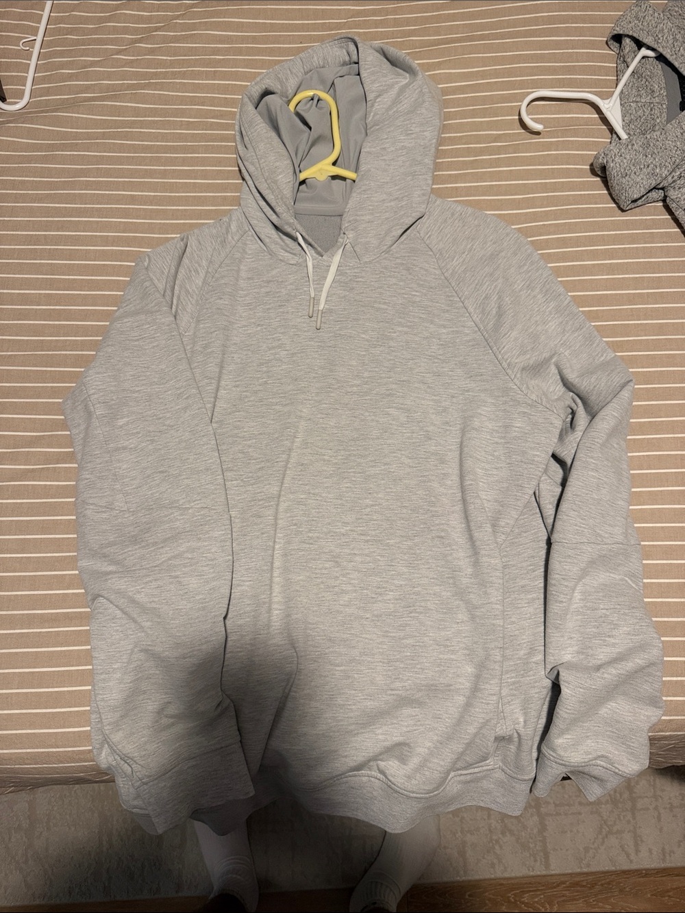 Men's Lightweight Gray Hooded Sweatshirt Lululemon